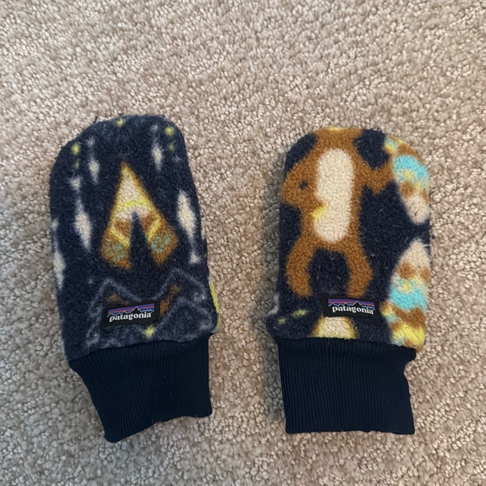 Toddler Patagonia Fleece Mittens
